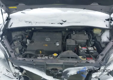 2015 Toyota Sienna Se 8 Passenger z USA, uszkodzony, nr VIN 5TDXK3DC5FS688680